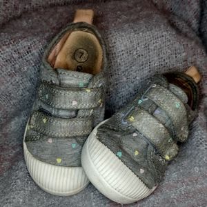 🌻5/$10 Cat and Jack toddler girl shoes